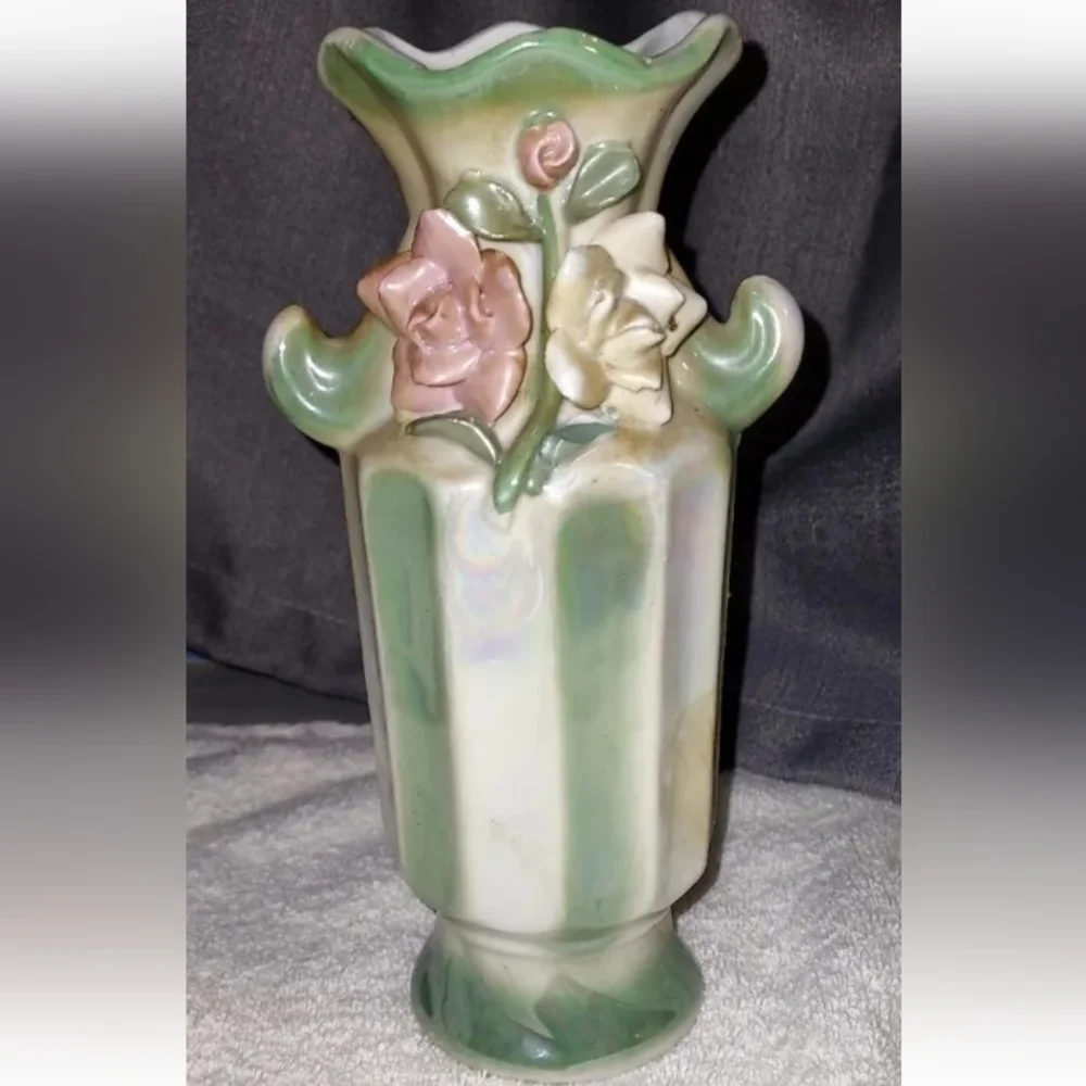 Vintage Spectacular Wild Rose  Turquoise and Pink Vase